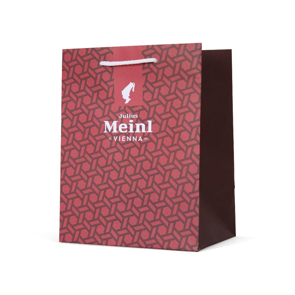 Shopper in carta usomano da 170 gr stampa offset CMYK. Formato 23x16x30